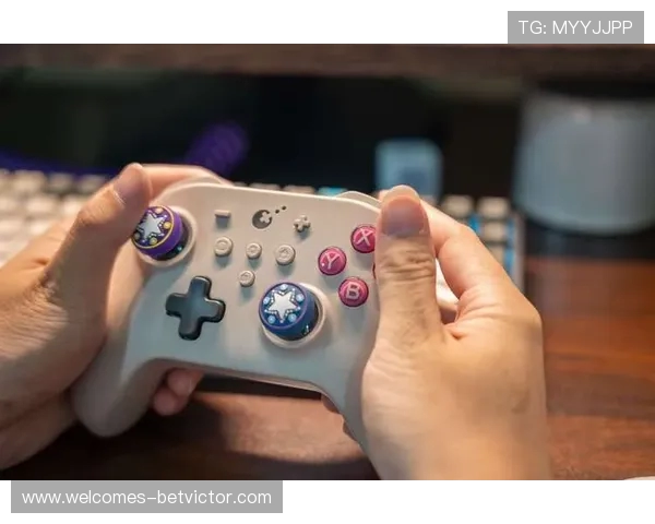 《全新电脑打斗游戏体验手柄畅玩激烈战斗模式震撼登场》